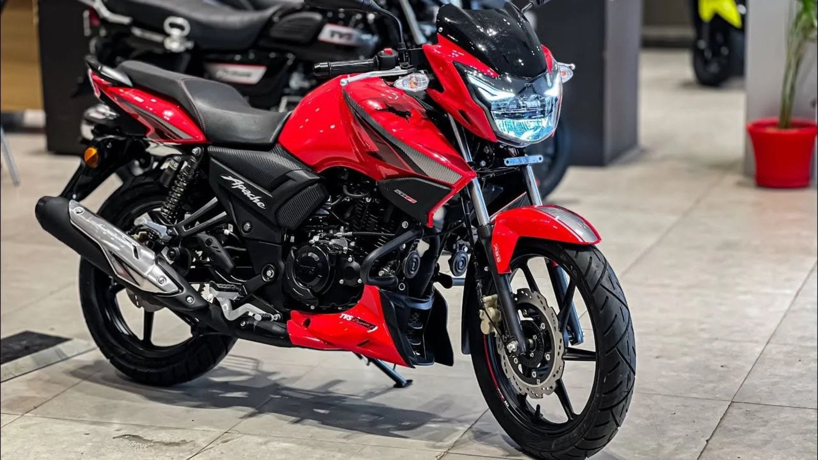 TVS Apache RTR 160 4V
